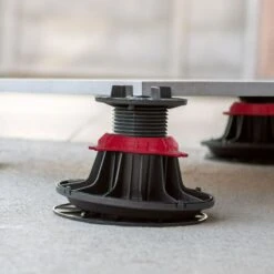 Plot Autonivelant Pour Terrasse En Dalle Ou Carrelage 50-65mm Rinno Plots -EMA Magasin plot autonivelant pour terrasse en dalle ou carrelage 50 65mm rinno plots 2